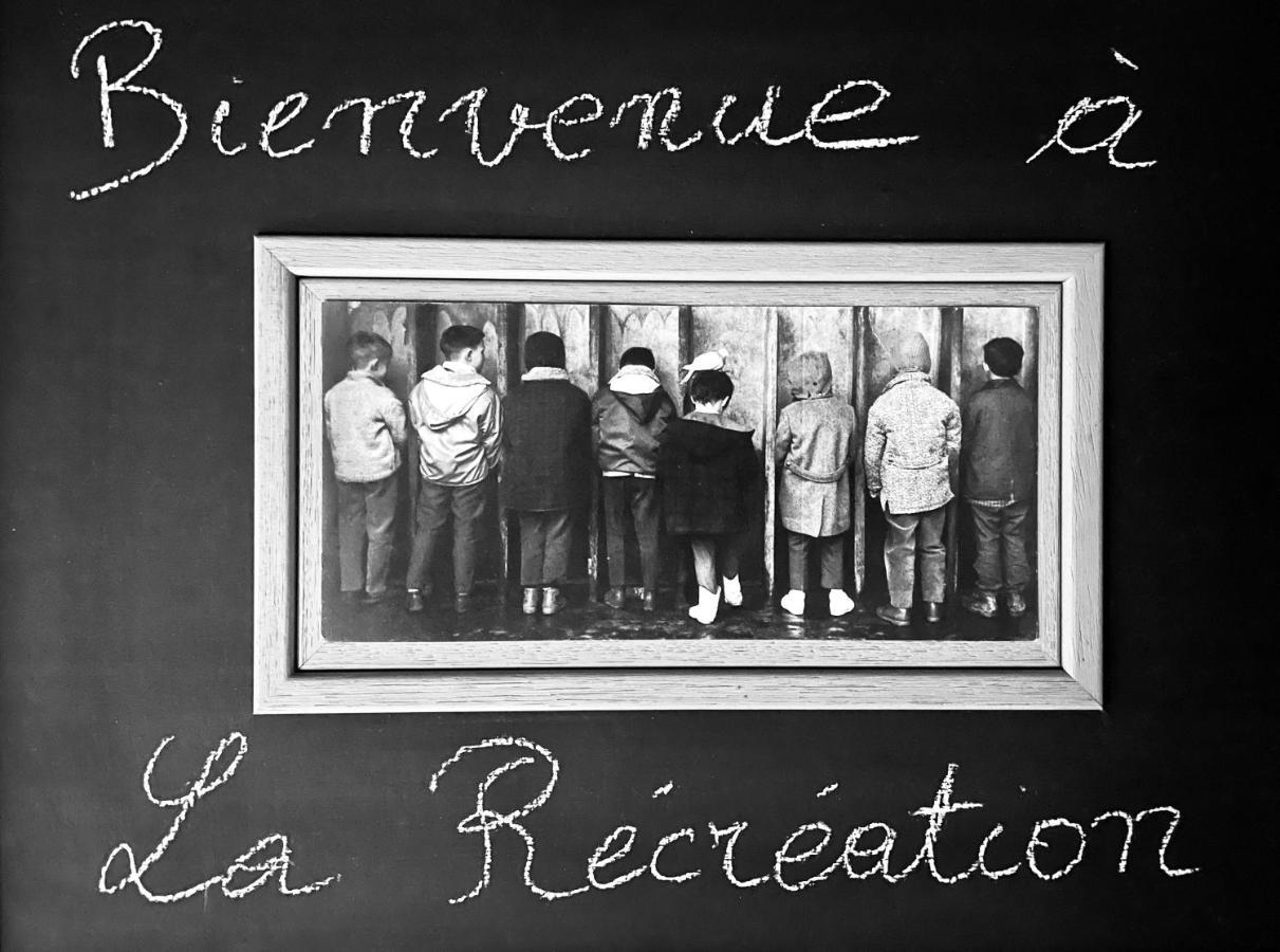 LA RECREATION _ Ancienne école de 1850 rénovée en maison d'hôtes Missillac Exterior foto